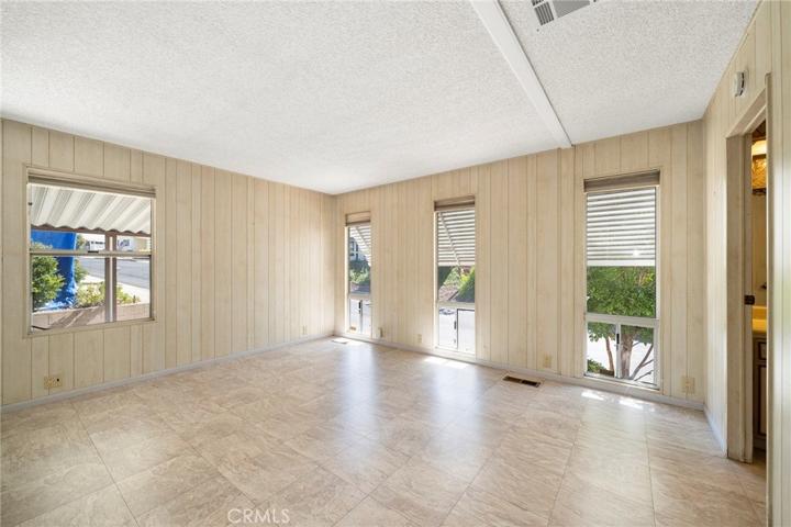 28714 Calle De La Paz, Murrieta, California 92563