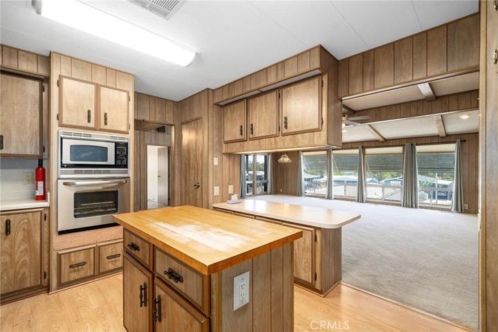 28714 Calle De La Paz, Murrieta, California 92563