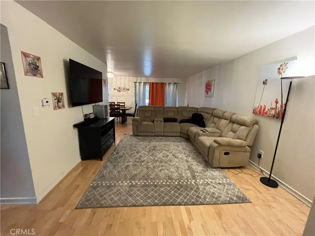 5412 Lindley Avenue 204, Encino, California 91316
