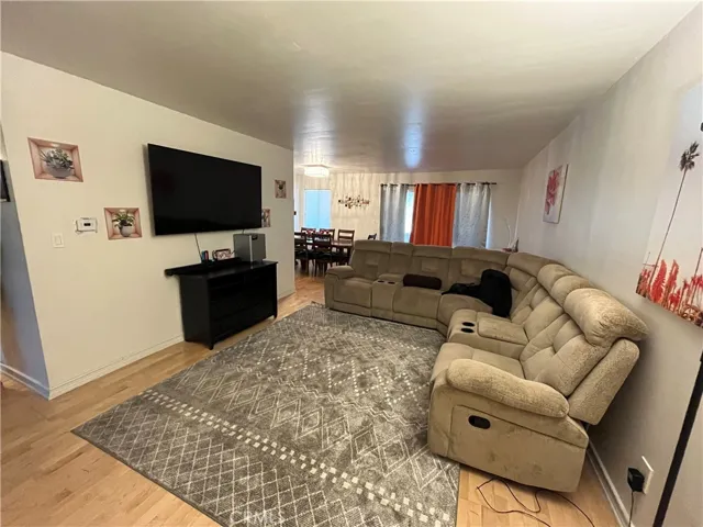 5412 Lindley Avenue 204, Encino, California 91316