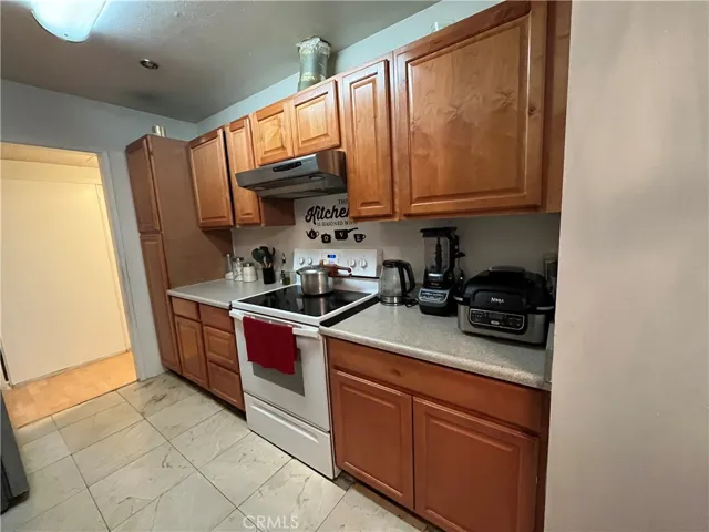 5412 Lindley Avenue 204, Encino, California 91316