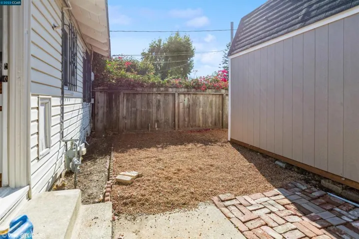 289 Curry St, Richmond, California 94801