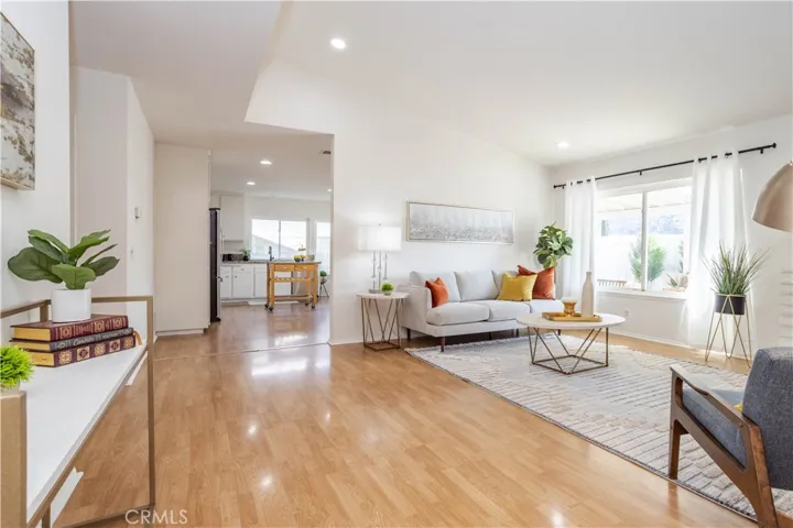 2053 Vera Court, Simi Valley, California 93063