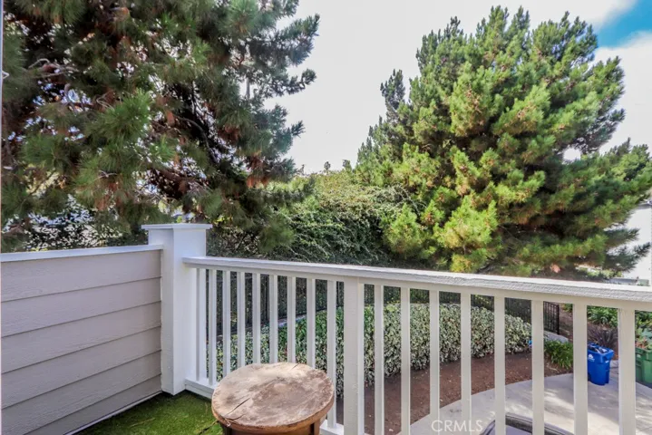 1868 Newport Terrace, San Pedro, California 90732