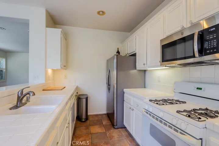 1868 Newport Terrace, San Pedro, California 90732