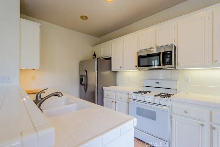 1868 Newport Terrace, San Pedro, California 90732