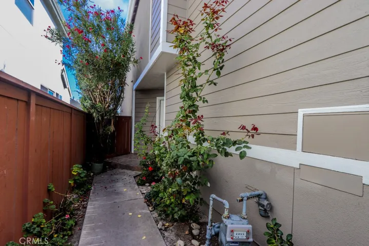 1868 Newport Terrace, San Pedro, California 90732