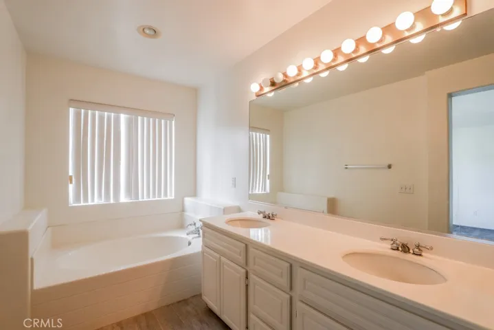 1868 Newport Terrace, San Pedro, California 90732