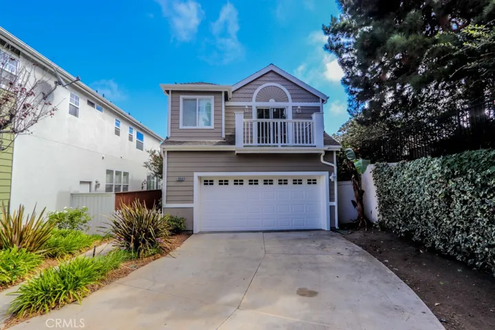 1868 Newport Terrace, San Pedro, California 90732