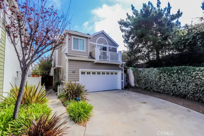 1868 Newport Terrace, San Pedro, California 90732