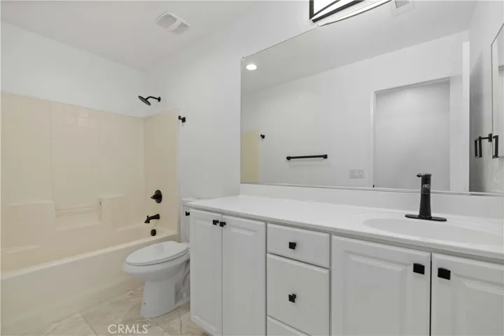 1851 E Kettering Street, Lancaster, California 93535