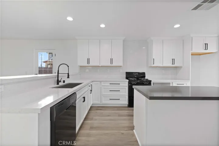 1851 E Kettering Street, Lancaster, California 93535