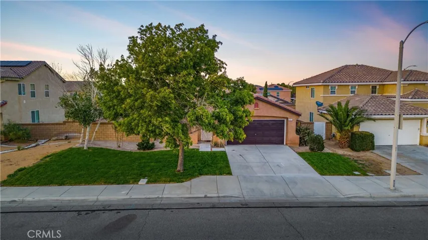 1851 E Kettering Street, Lancaster, California 93535