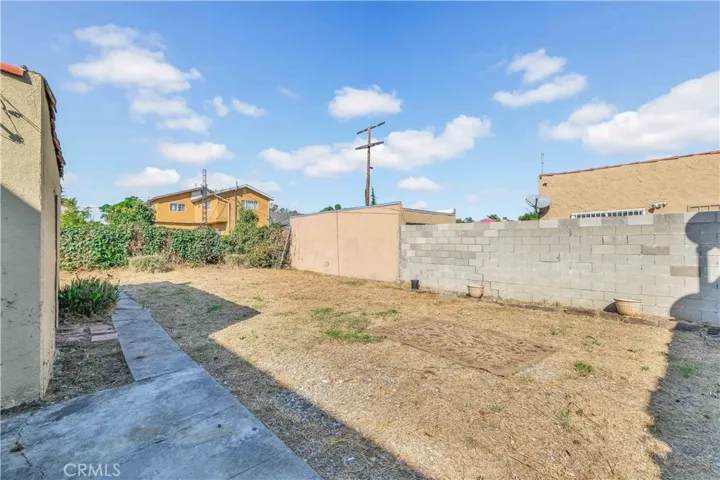 8753 Dalton Avenue, Los Angeles, California 90047