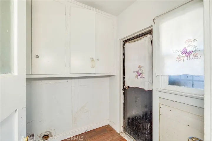 8753 Dalton Avenue, Los Angeles, California 90047