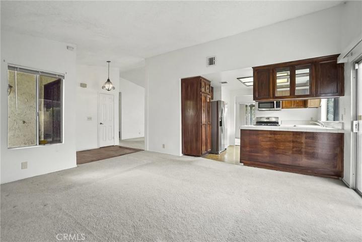 2156 S Hickory Avenue, Ontario, California 91762
