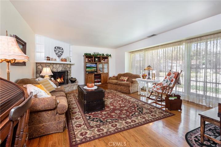 148 Rodeo Road, Glendora, California 91741