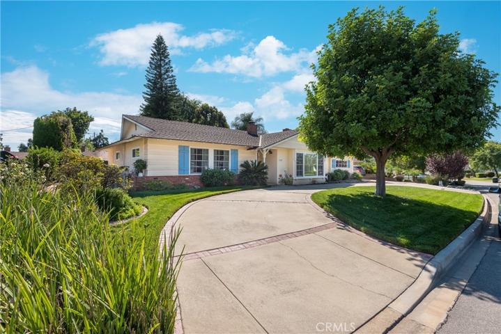 148 Rodeo Road, Glendora, California 91741
