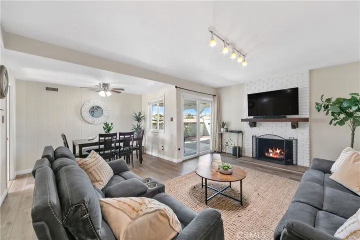 1217 West 213th Street, Torrance, California 90502