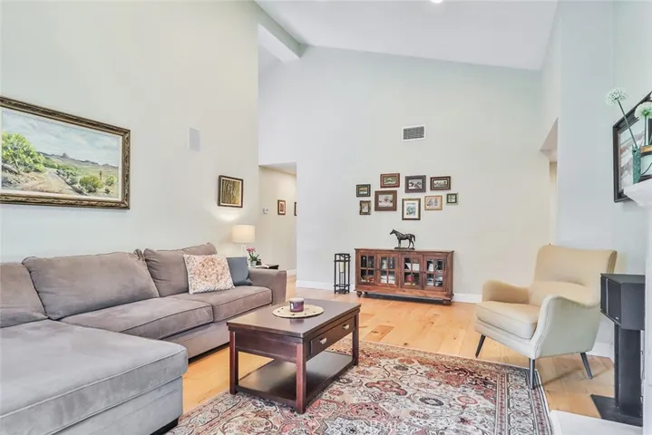 3933 Patrick Henry Place, Agoura Hills, California 91301