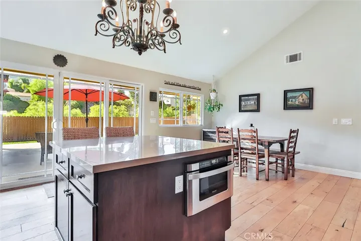 3933 Patrick Henry Place, Agoura Hills, California 91301