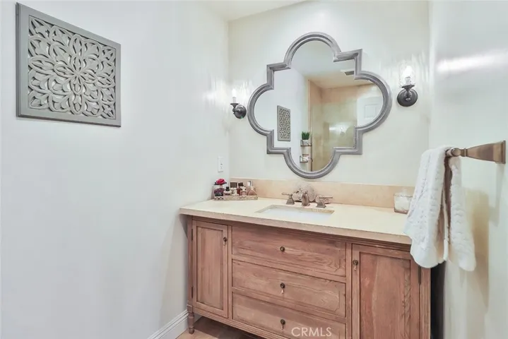 3933 Patrick Henry Place, Agoura Hills, California 91301