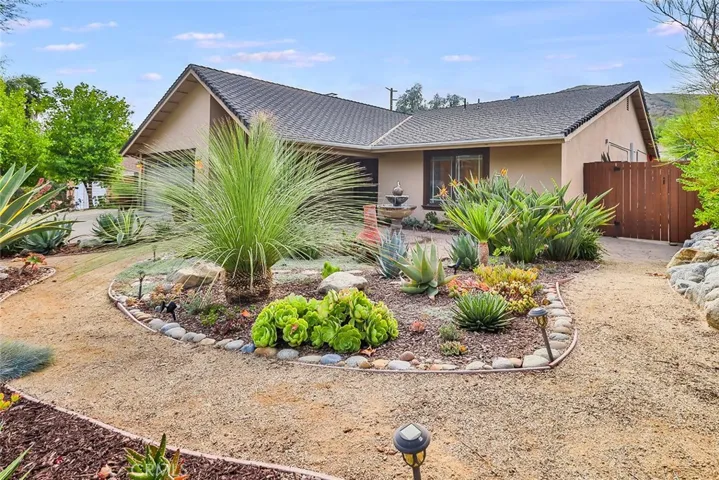 3933 Patrick Henry Place, Agoura Hills, California 91301