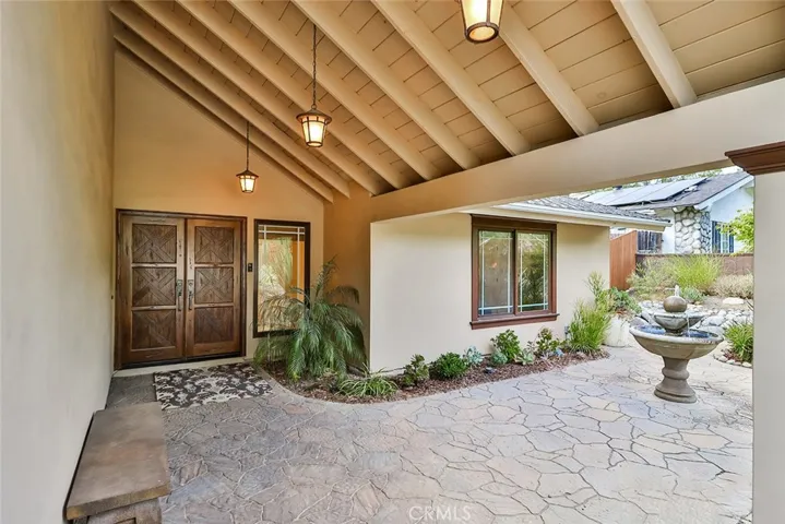 3933 Patrick Henry Place, Agoura Hills, California 91301