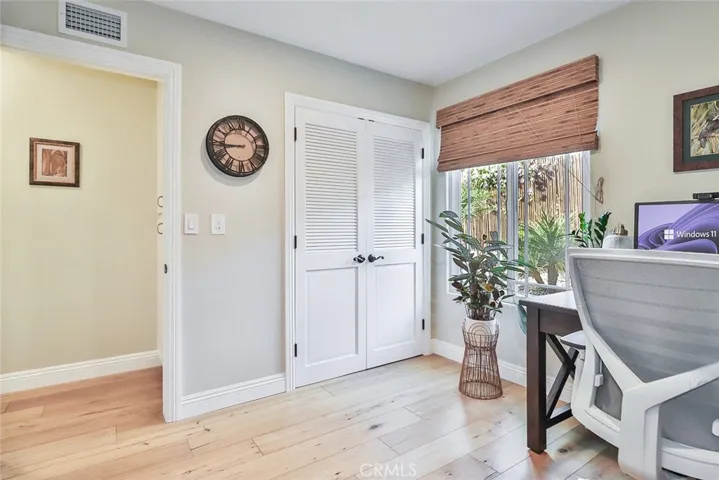 3933 Patrick Henry Place, Agoura Hills, California 91301