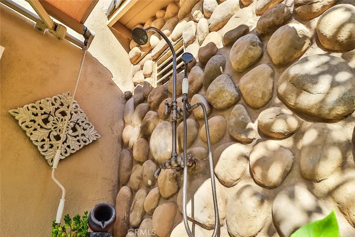 3933 Patrick Henry Place, Agoura Hills, California 91301