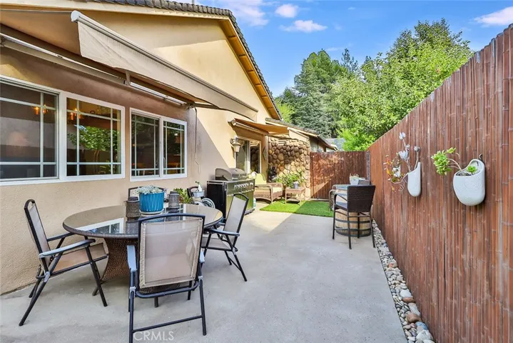 3933 Patrick Henry Place, Agoura Hills, California 91301