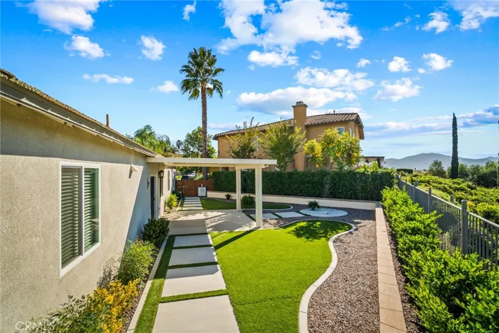44699 Mumm Street, Temecula, California 92592