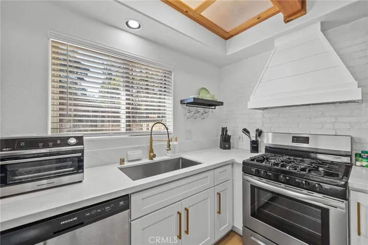 Fully and beautifully updated Kitchen