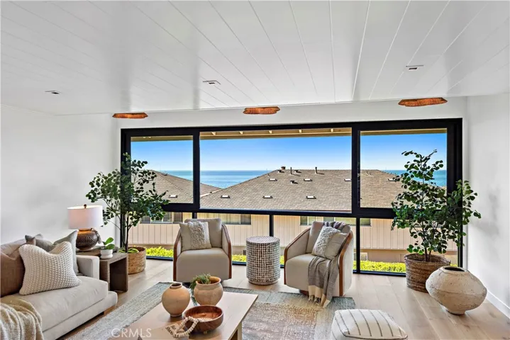 25 Blue Lagoon, Laguna Beach, California 92651