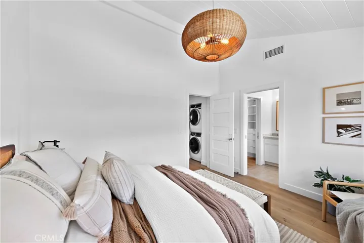 25 Blue Lagoon, Laguna Beach, California 92651