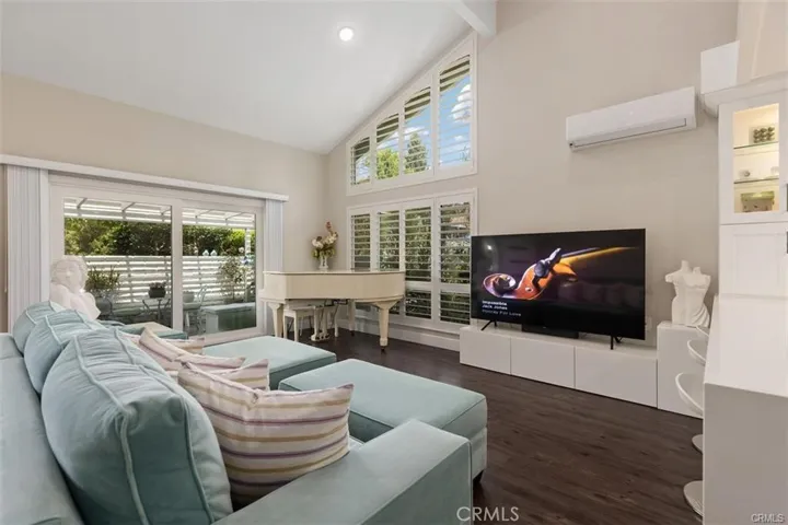 918 Avenida Majorca A, Laguna Woods, California 92637