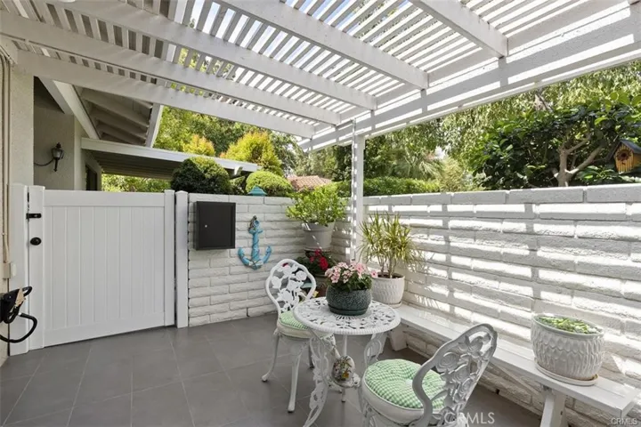 918 Avenida Majorca A, Laguna Woods, California 92637