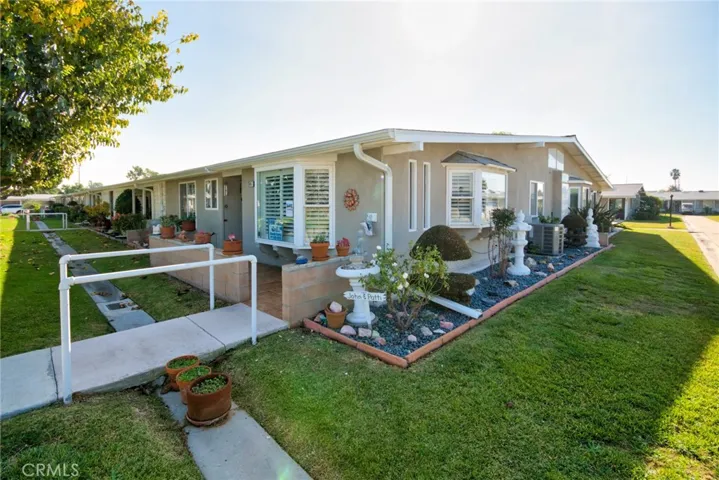 1543 Monterey Road 24g M2, Seal Beach, California 90740
