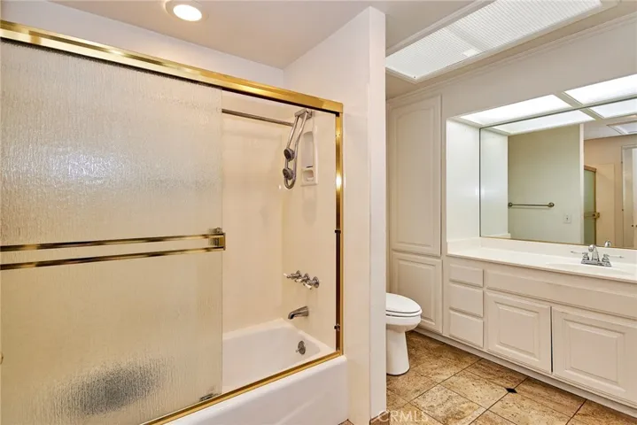 1543 Monterey Road 24g M2, Seal Beach, California 90740