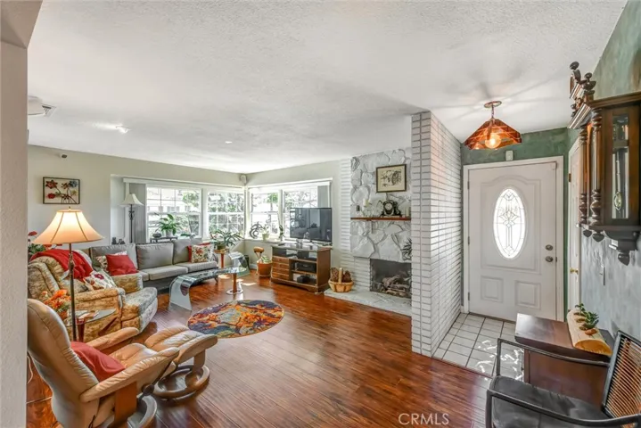 3929 E Palm Avenue, Orange, California 92869