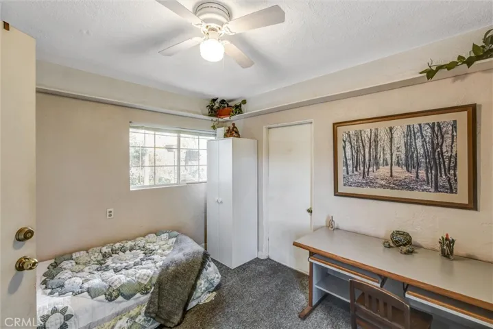 OFFICE NEXT TO KITCHEN