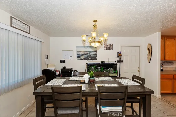 11221 Omelveny Road, Oak Hills, California 92344