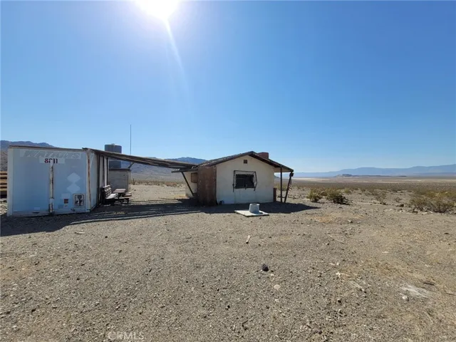 43 Saturn Road, Lucerne Valley, California 92356