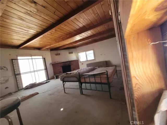 43 Saturn Road, Lucerne Valley, California 92356