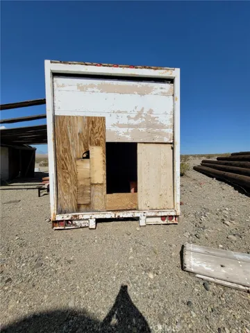43 Saturn Road, Lucerne Valley, California 92356