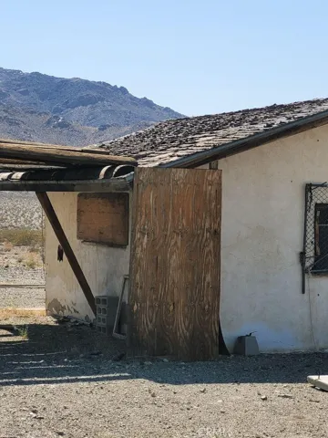43 Saturn Road, Lucerne Valley, California 92356