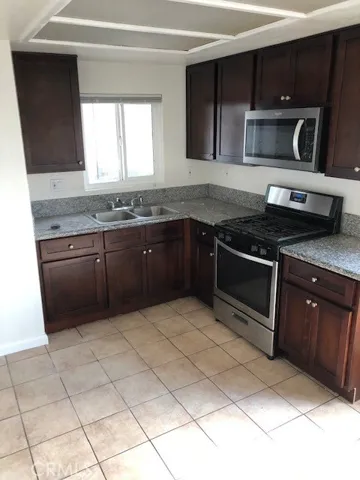 406 E South Street, Anaheim, California 92805