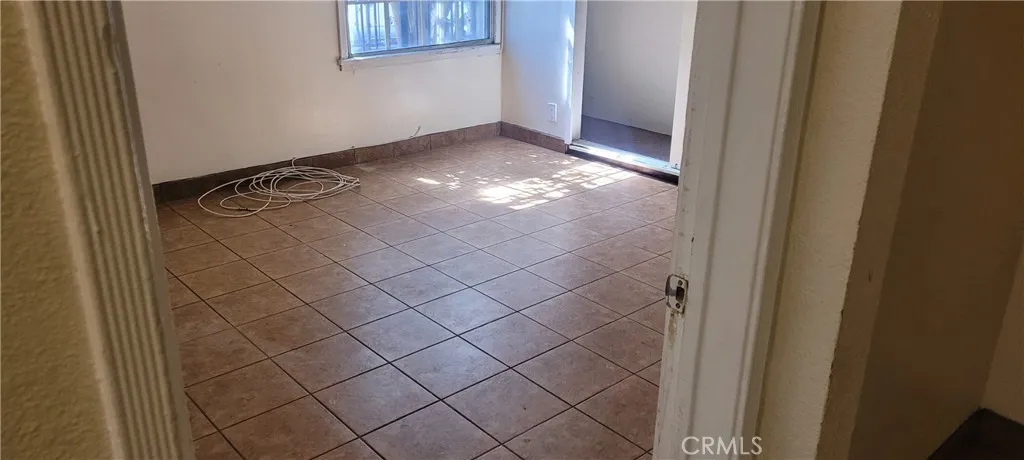 2355 Wilma Avenue, Commerce, California 90040