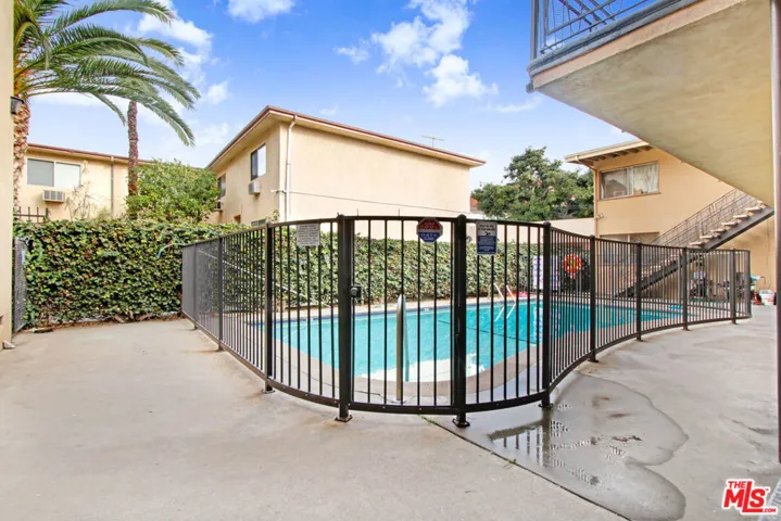 1770 El Cerrito Place, Los Angeles, California 90028