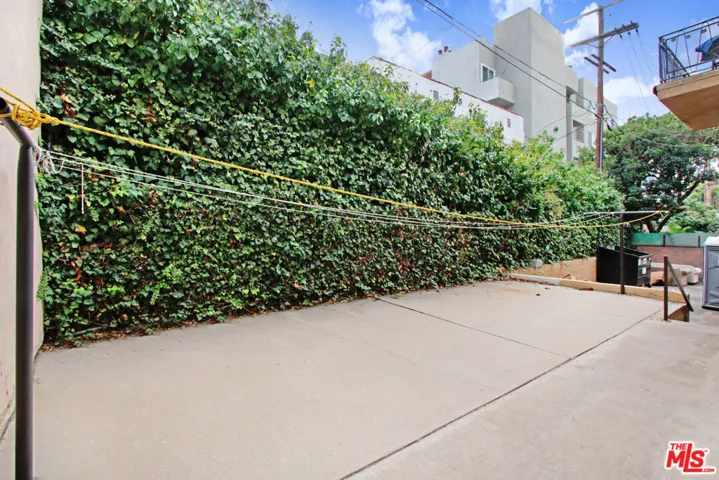 1770 El Cerrito Place, Los Angeles, California 90028